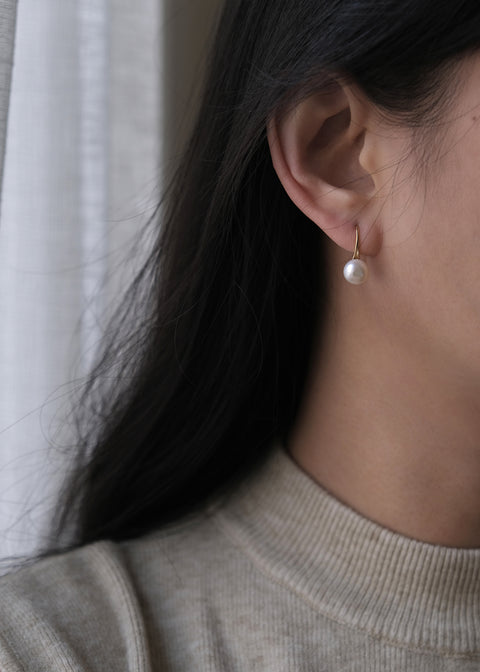 伊莉莎白鈎式珍珠耳環