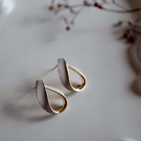 霧藍緞帶水滴耳環