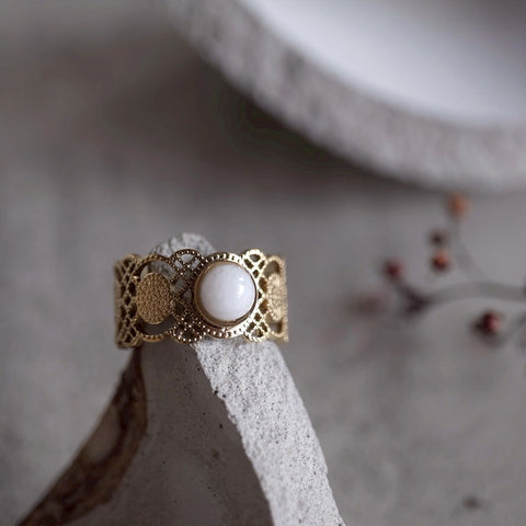 安地斯白玉蕾絲戒