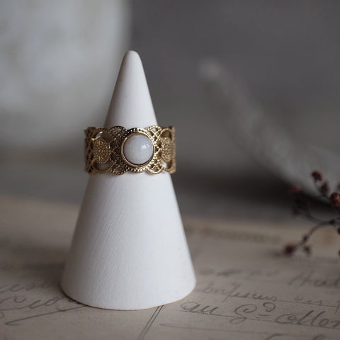 安地斯白玉蕾絲戒