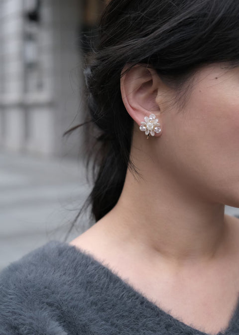 三朵白茉莉【小】