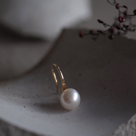 伊莉莎白鈎式珍珠耳環