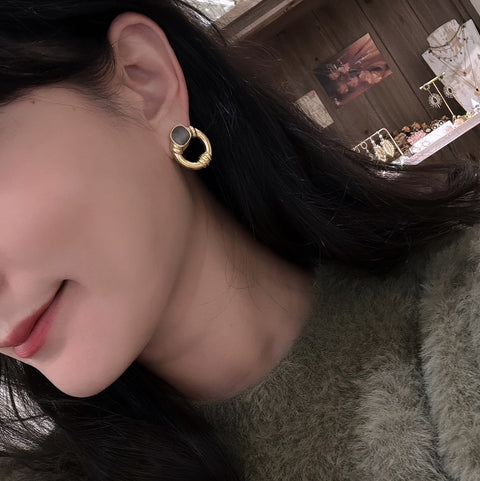 古典璀璨貓眼鏤空耳環【紫灰色】