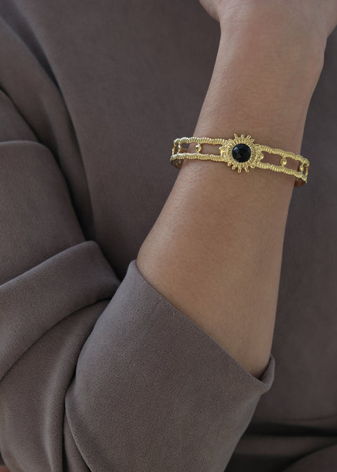 赫爾斯黑日手環