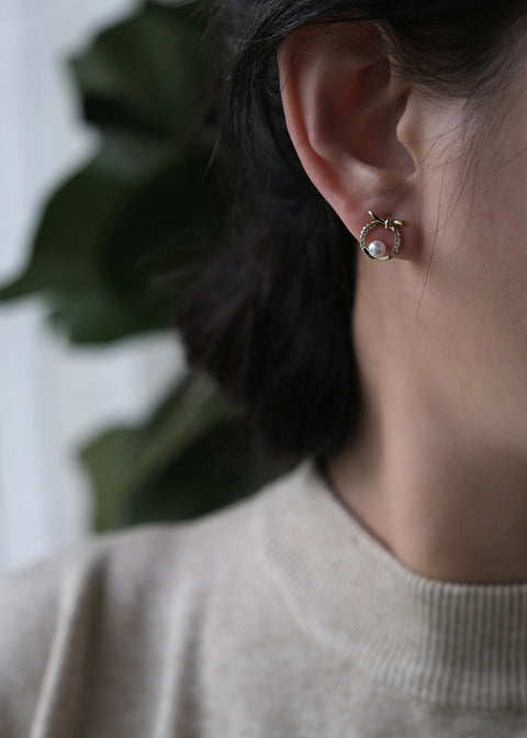 金色珍珠小鑽紐結耳環