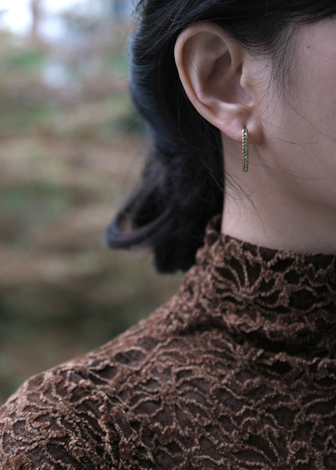 鈦鋼滿鑽橢圓耳環