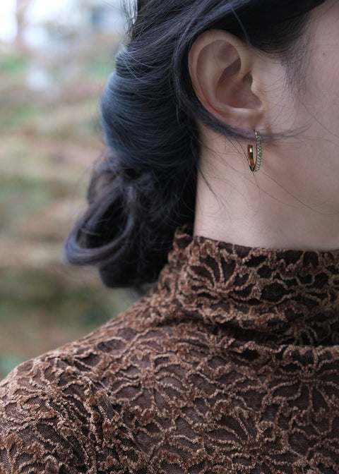 鈦鋼滿鑽橢圓耳環