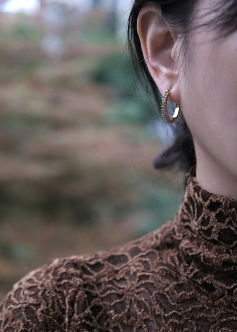 鈦鋼滿鑽橢圓耳環