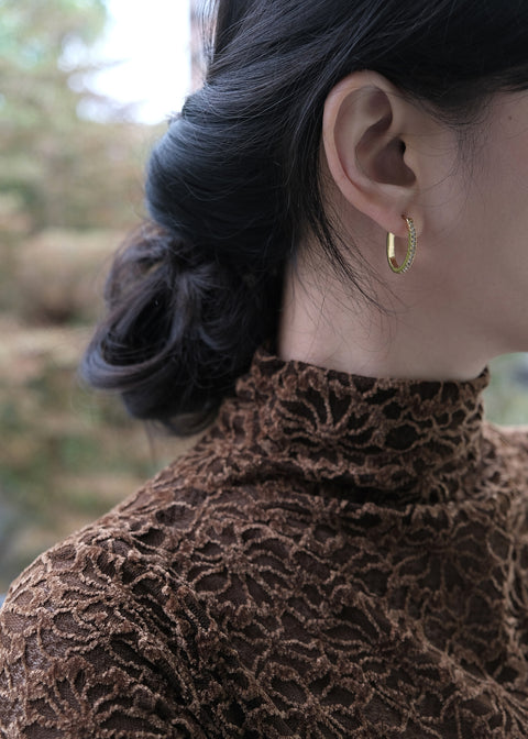 鈦鋼滿鑽橢圓耳環