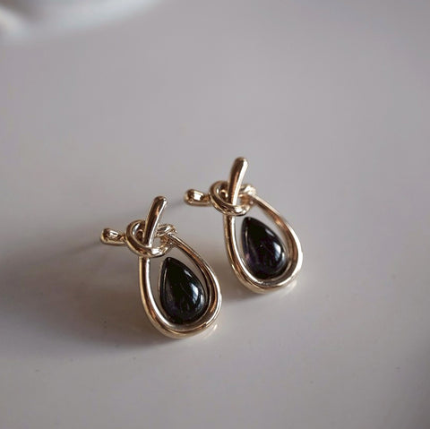 溫水滴扭結耳環【高雅黑】