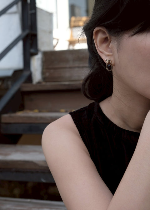 溫水滴扭結耳環【高雅黑】