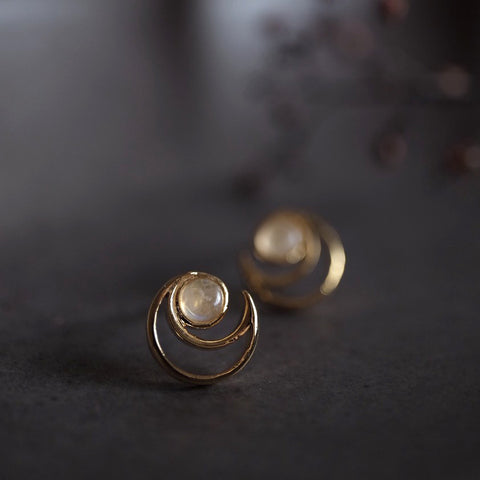 鏤空日夜小耳環