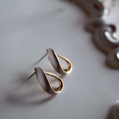 霧藍緞帶水滴耳環