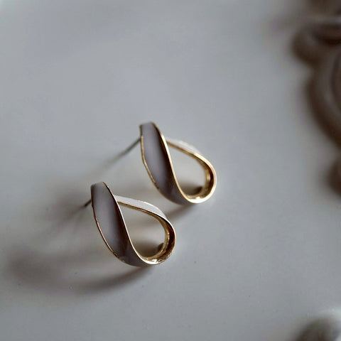 霧藍緞帶水滴耳環