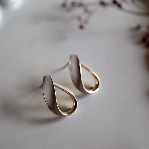 霧藍緞帶水滴耳環