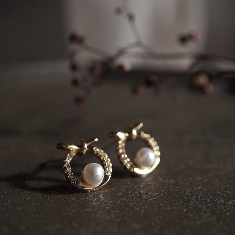 金色珍珠小鑽紐結耳環