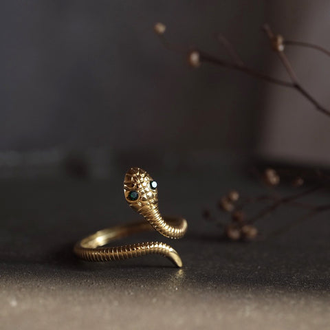 靈動立體盤蛇戒指