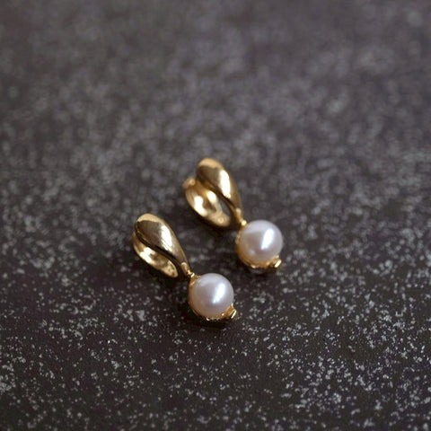 艾拉金色珍珠耳環