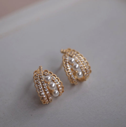 金色蕾絲珍珠耳環