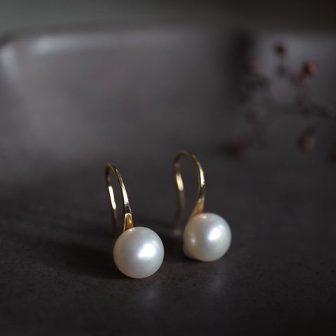 伊莉莎白鈎式珍珠耳環