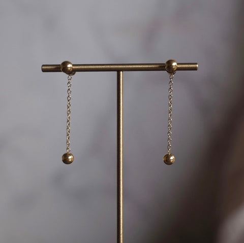 極簡鈦鋼垂墜小金球