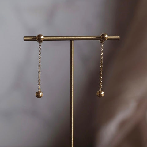 極簡鈦鋼垂墜小金球