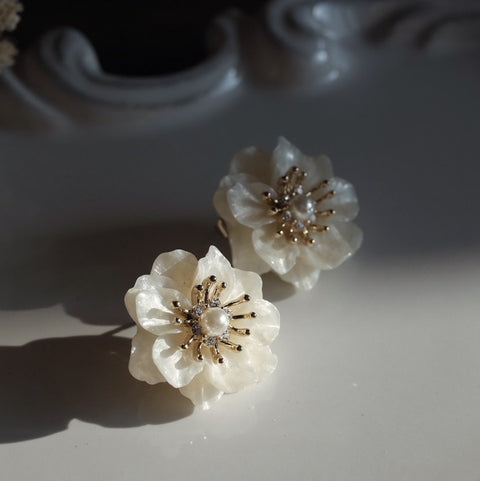 班納白色山茶花【氣質白】