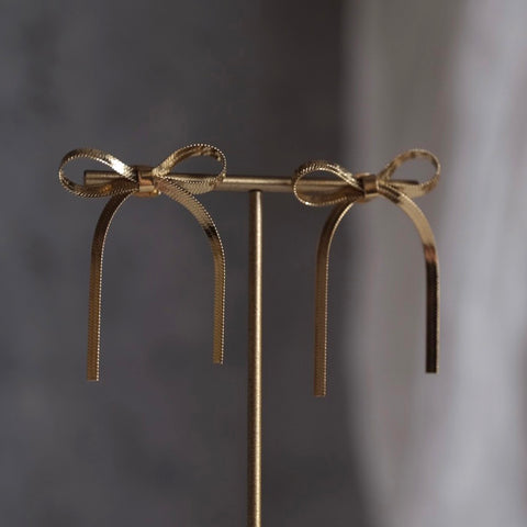 鈦鋼金色蝴蝶結