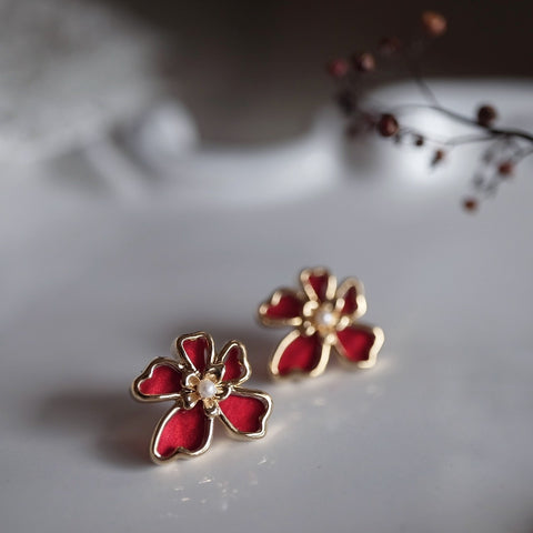 卡蜜拉 • 緋紅花耳環