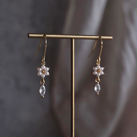珍珠小花水滴鑽耳環